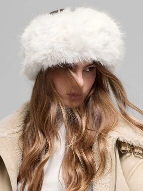 ALO Yoga | Accessories | Alo Yoga Cool Skies Ivory Beanie Hat